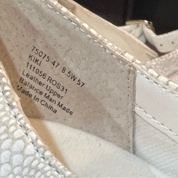 Ros Hommerson Navy and White Mary Jane pumps - Picture 7 of 9